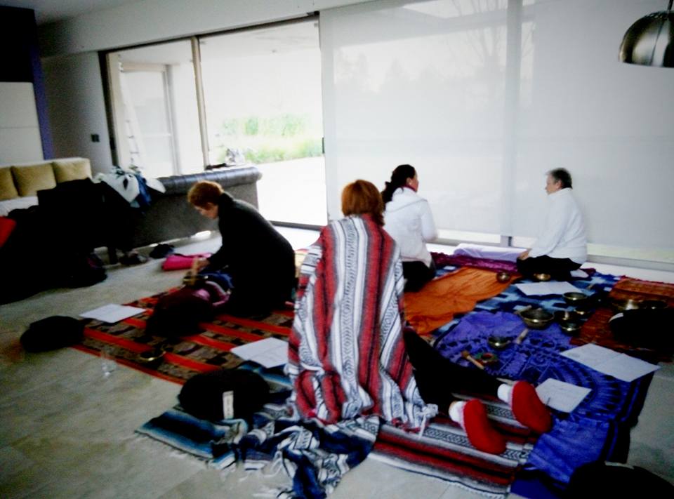 Introduccion al uso de los cuencos tibetanos y meditacion zazen